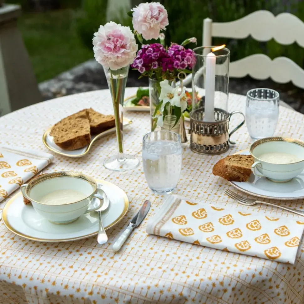 India Hicks Home Carnation Golden Napkin | Set of 4
